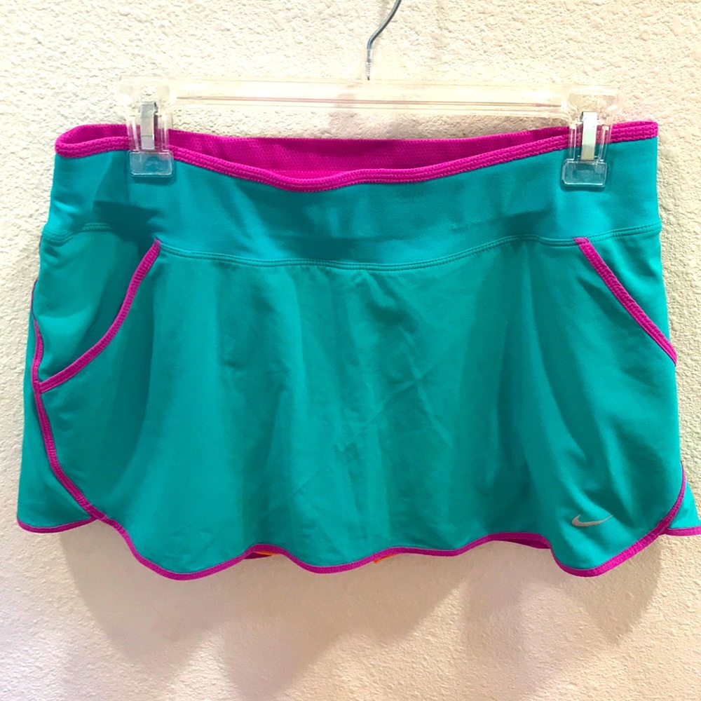 Nike dri-fit running skirt / skort w/pockets
